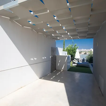 Blue Pearl Villa