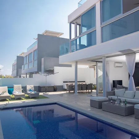 Villa Blue Pearl *