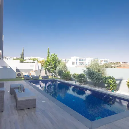 Blue Pearl Villa *