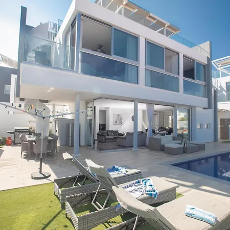 Villa Blue Pearl *